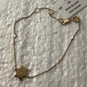 Stella Delicate Gold Star Bracelet with Center Stone